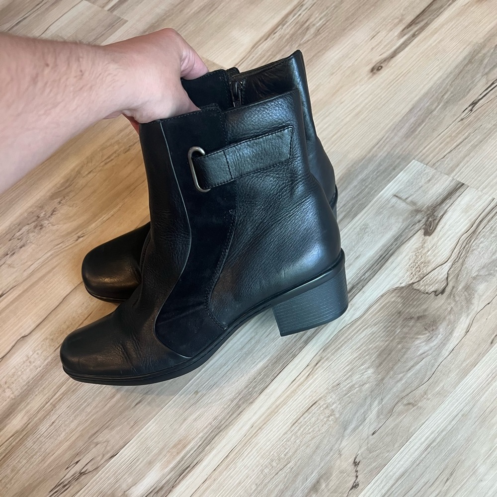 Clark Suede and Leather Boots - Picture 7 of 7